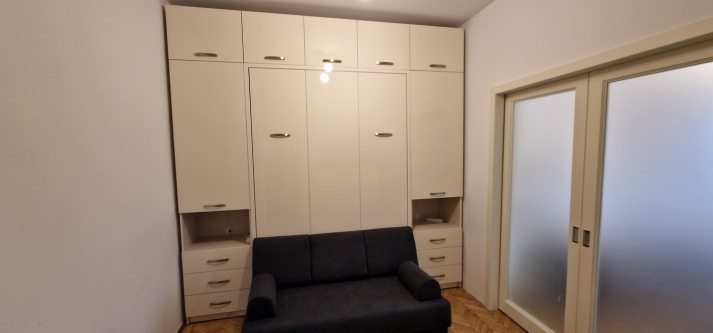 Set de mobilier cu pat rabatabil in Bucuresti