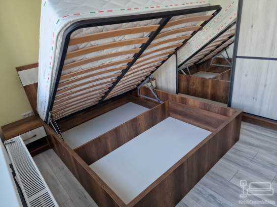 Mobilier de dormitor personalizat cu dressing