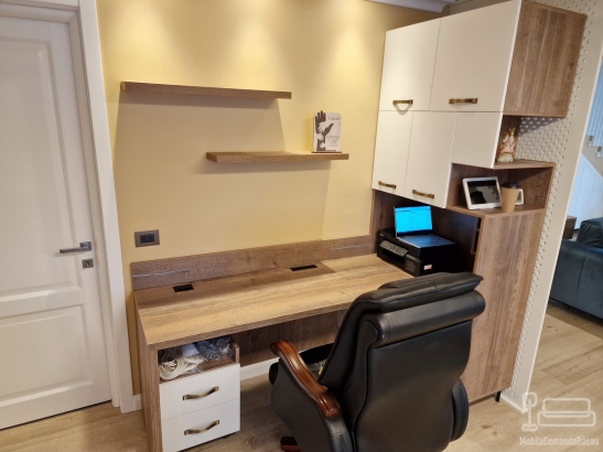 Mobilier pentru living cu birou