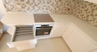 Mobilier bucătărie din MDF vopsit cu blat termorezistent – 5,3 m, montaj în Bacău