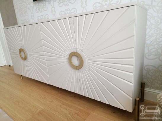Mobilier de dormitor din MDF vopsit
