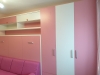 Dormitor fete roz cu Pat Rabatabil