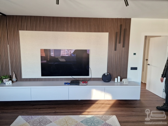 Mobilier pentru living cu riflaje, din MDF