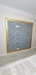 Mobilier dormitor cu pat tapițat 200×160, noptiere MDF vopsit și ramă aurie decorativă