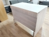 Masă extensibilă din PAL Light Virginia Walnut realizată la comandă