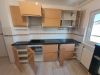 Mobilier bucătărie din MDF vopsit cu blat termorezistent și feronerie Blum – Bacău