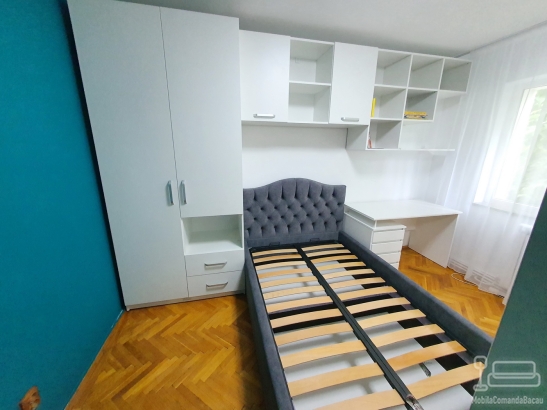 Mobilier dormitor copil la comandă – PAL melaminat, pat 190×120, dressing uși glisante, Bacău
