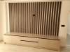 Mobilier de living din MDF vopsit, cu riflaje decorative și feronerie Blum cu amortizare