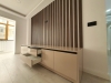 Mobilier de living din MDF vopsit, cu riflaje decorative și feronerie Blum cu amortizare