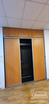 Dressing birou cu 3 uși glisante, trecere între camere – Bacău