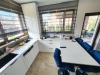 Bucătărie din MDF vopsit cu blat din quartz