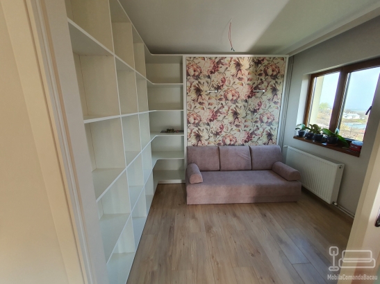 Ansamblu mobilier pe colt Pat Rabatabil si Canapea