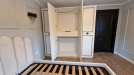 Mobilier dormitor din lemn – pat 160×200, 2 noptiere și dulap cu oglinzi (Bacău)