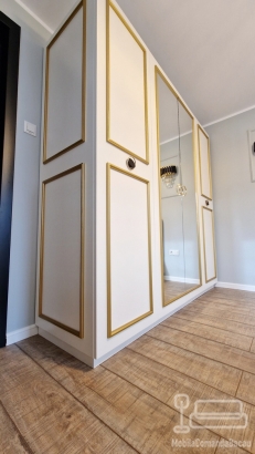 Mobilier dormitor din lemn cu pat tapițat și dulap 2100×600×2100 mm – Bacău