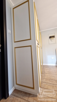 Mobilier dormitor din lemn cu pat tapițat și dulap 2100×600×2100 mm – Bacău