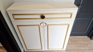 Mobilier hol din lemn cu sertare și oglindă octogon – Bacău