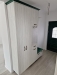 Mobilier hol din PAL melaminat cu cornișă MDF verde și feronerie Blum – 1800 mm, Bacău