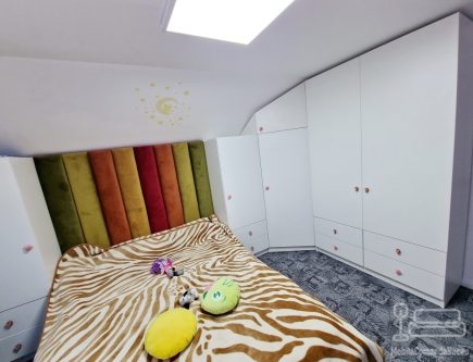 Mobilier dormitor copil la comandă – PAL melaminat, Secuieni (Bacău)