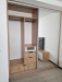 Mobilier dormitor cu pat tapițat și dressing cu uși glisante – Bacău