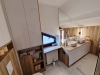 Mobilier de baie din MDF vopsit lucios – depozitare eficientă, finisaj premium & feronerie Blum