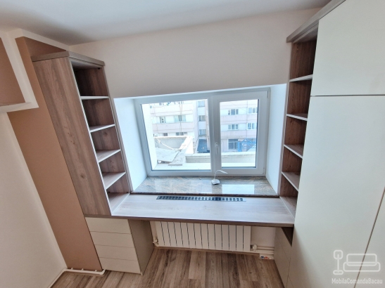 Ansamblu mobilier pe colt Pat Rabatabil
