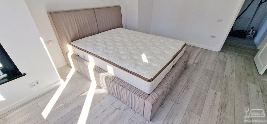 Pat tapitat cu somieră rabatabilă 200×160 cm – spațiu ascuns pentru depozitare