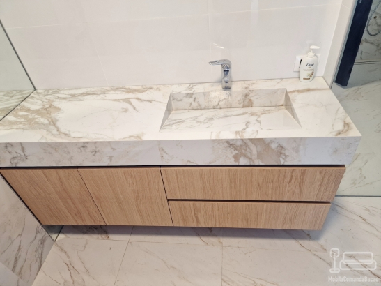 Mobilier de baie MDF furniruit, cu sertare Blum soft-close și blat cu lavoar integrat