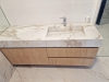 Mobilier de baie MDF furniruit, cu sertare Blum soft-close și blat cu lavoar integrat