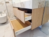 Mobilier de baie MDF furniruit, cu sertare Blum soft-close și blat cu lavoar integrat
