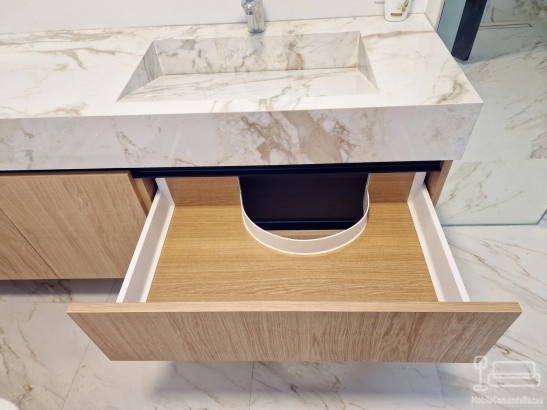 Mobilier de baie MDF furniruit, cu sertare Blum soft-close și blat cu lavoar integrat