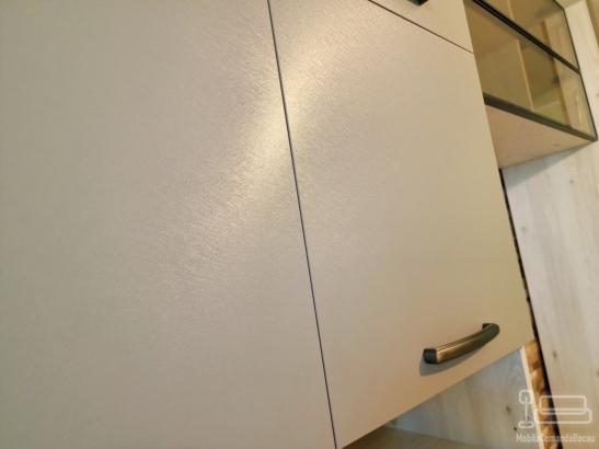 Mobilier living la comandă – MDF laminat, 4.500 mm, Bacău