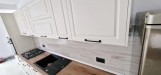 Bucătărie din MDF vopsit cu feronerie Blum – 4,3 m