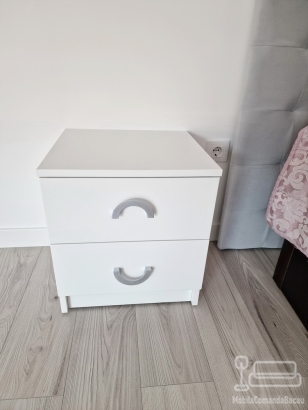 Mobilier dormitor mdf – pat tapițat cu somieră rabatabilă, dulap 4 uși și zonă de machiaj led
