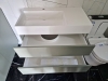 Mobilier baie din MDF vopsit cu feronerie Blum – Bacău