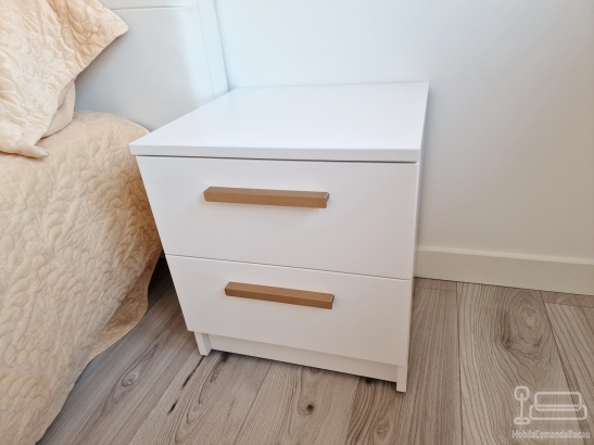 Mobilier dormitor mdf – pat tapițat cu somieră rabatabilă, dulap 4 uși și zonă machiaj led