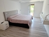 Mobilier dormitor mdf – pat tapițat cu somieră rabatabilă, dulap 4 uși și zonă machiaj led