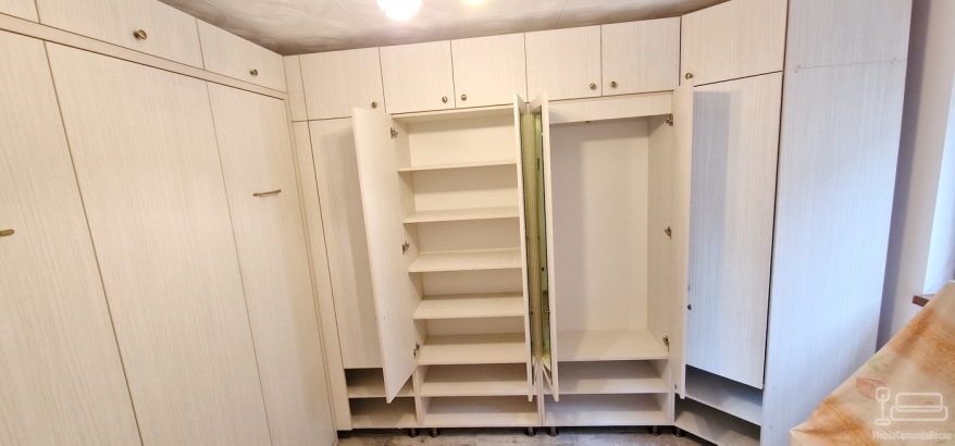 Ansamblu mobilier pe colt Pat Rabatabil