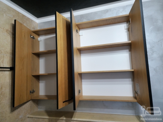 Mobilier de baie din MDF furniruit, cu feronerie Blum – Bacău