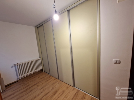 Mobilier dressing cu uși glisante hafele – 3100 × 860 × 2500 mm, dospinești, Bacău