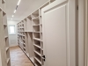 Mobilier cameră dressing din PAL, 13 m liniari, cu feronerie Blum – județul Bacău