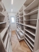 Mobilier cameră dressing din PAL, 13 m liniari, cu feronerie Blum – județul Bacău