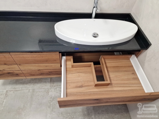 Mobilier pentru baie din MDF furniruit cu cant laser și blat din quartz, 1,8 m – Bacău