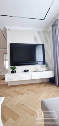 Mobilier living din MDF vopsit cu riflaje – 2200 mm, feronerie Blum