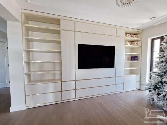 Mobilier living tip bibliotecă din MDF vopsit cu canturi aurii și iluminare LED – 4100 mm, Vrancea