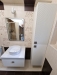 Mobilier baie din MDF vopsit cu riflaj și feronerie Blum