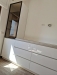 Bucătărie mdf perfect sense, 4650 mm – feronerie blum & masă extensibilă în sertar, adjud