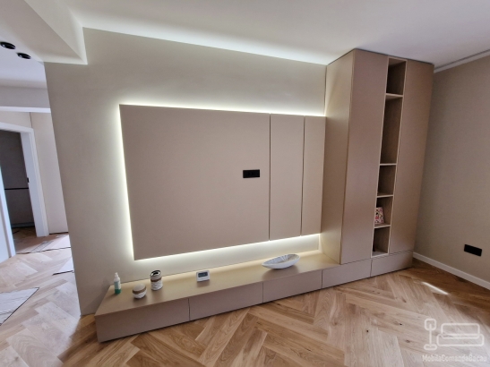 Mobilier living din MDF vopsit și PAL, realizat pe comandă în județul Bacău