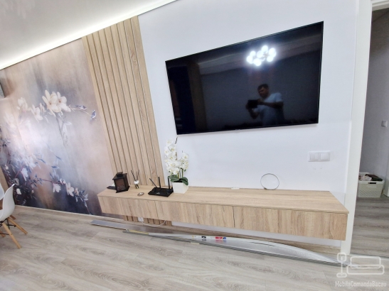 Mobilier living din pal melaminat cu riflaje, 2500 mm – Iași