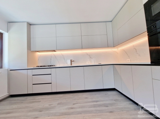 Bucătărie MDF Perfect Sense antiamprentă la comandă cu blat Quartz, Pâncești (jud. Bacău)