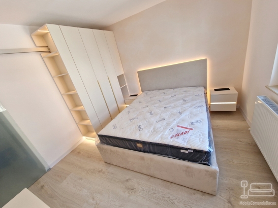 Mobilier dormitor matrimonial la comandă cu pat cu somieră rabatabilă, Bacău